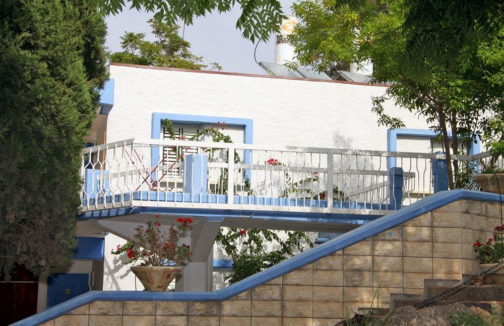 Travel Hotel Gesher Haziv 외부 사진