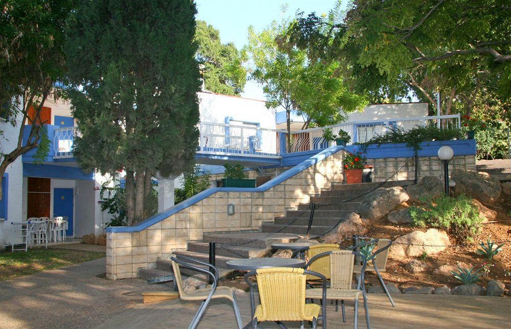 Travel Hotel Gesher Haziv 외부 사진
