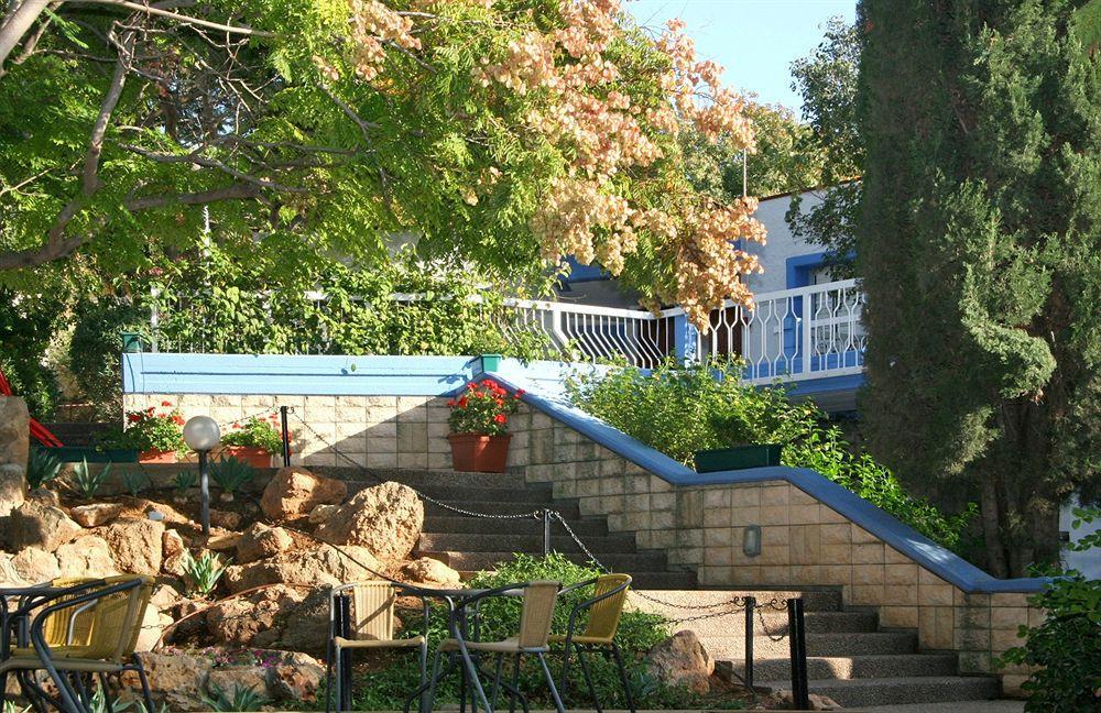 Travel Hotel Gesher Haziv 외부 사진